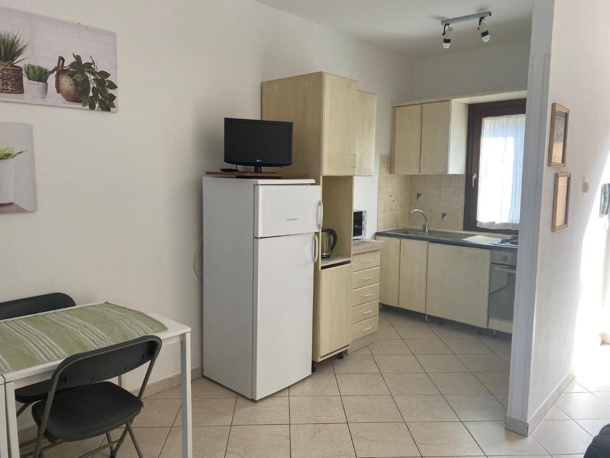 Casa Mayo Олбия Екстериор снимка