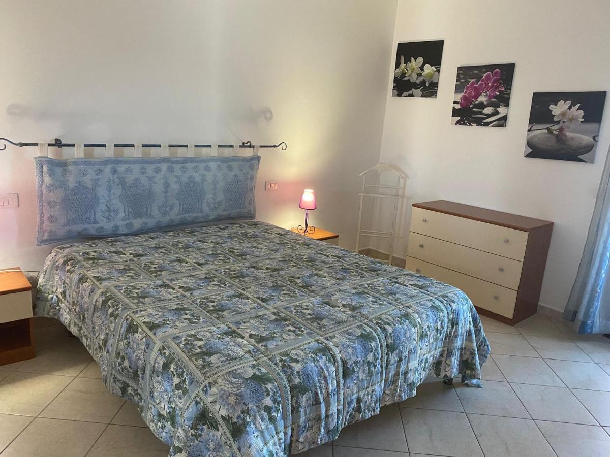 Casa Mayo Олбия Екстериор снимка